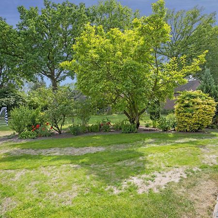 Charming Villa In Lemele With A Nice Garden מראה חיצוני תמונה
